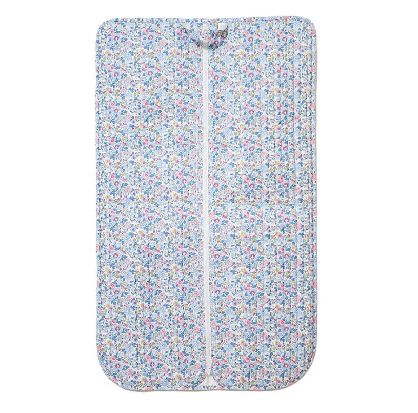Garment Bag- Quilted Bridgehampton Floral