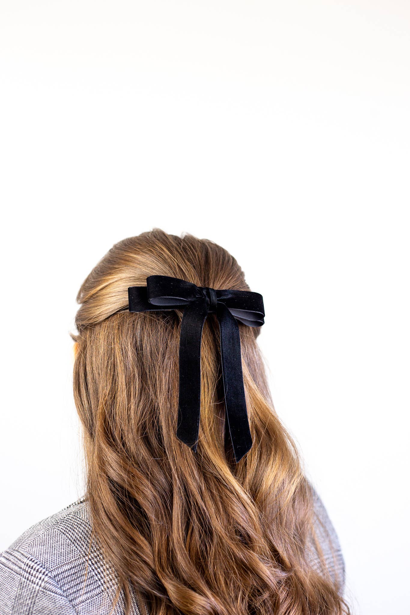 Alice Short Bow Barrette: Black